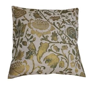 Pottery Barn Linen/Cotton  Botanical Gold and Green Accent Sham.